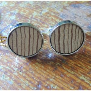 Hoosiers Indiana Assembly Hall bleacher seat cufflinks gift